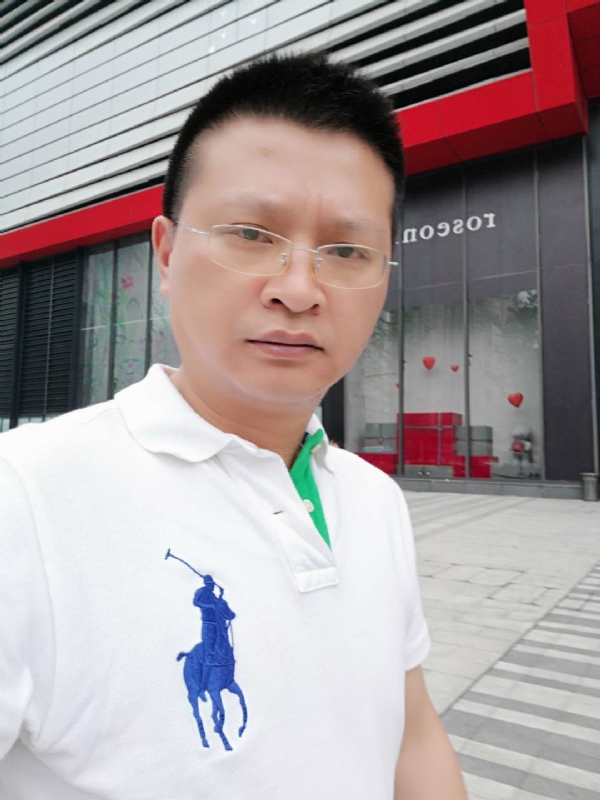 硬汉的第一张照片--平潭相亲网