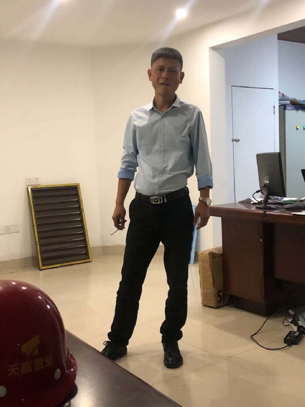 郁闷之中的第一张照片--平潭相亲网