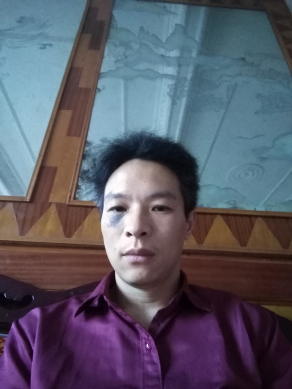 风中落叶的第一张照片--平潭相亲网