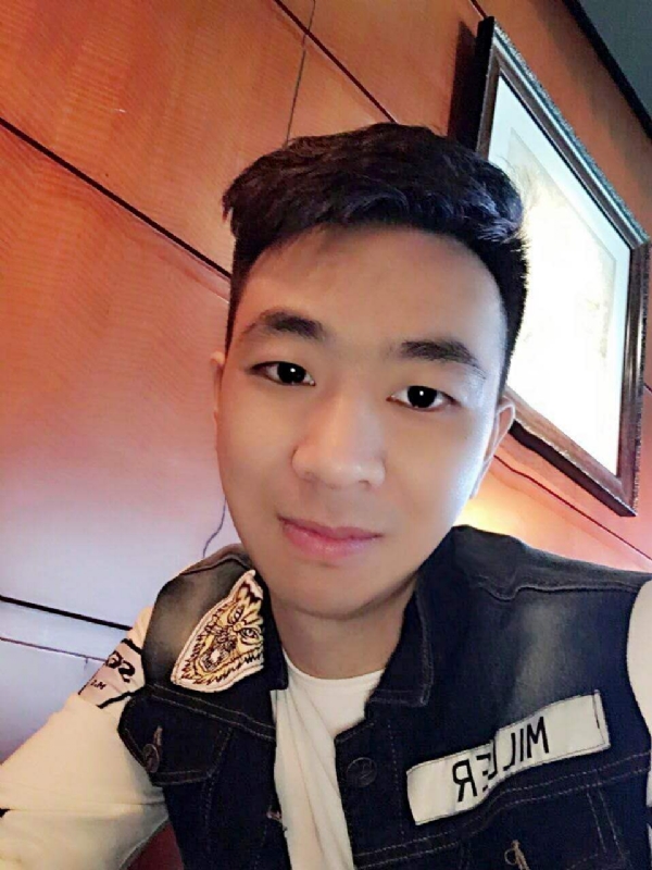 滞后的微笑的第三张照片--平潭相亲网