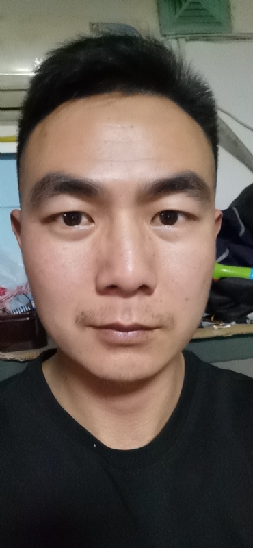 朴实无华的第三张照片--平潭相亲网