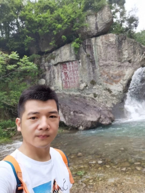 愿得一人心的第一张照片--平潭相亲网