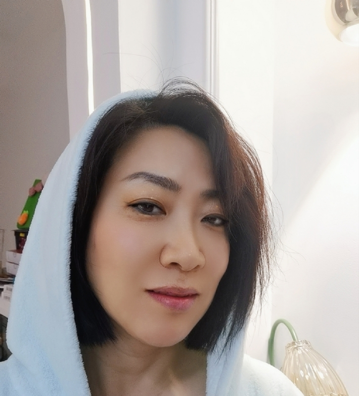 火玫瑰的第一张照片--平潭相亲网