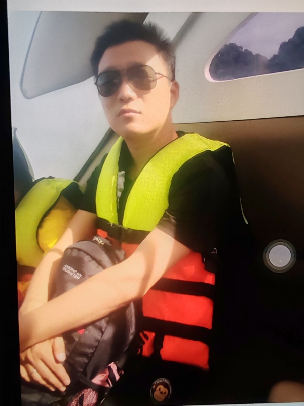 座看烟霞散的第一张照片--平潭相亲网
