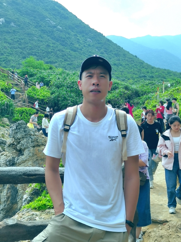 吴生的第二张照片--平潭相亲网