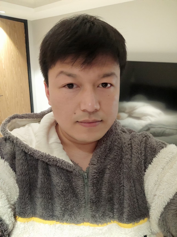 阳光依旧的第一张照片--平潭相亲网