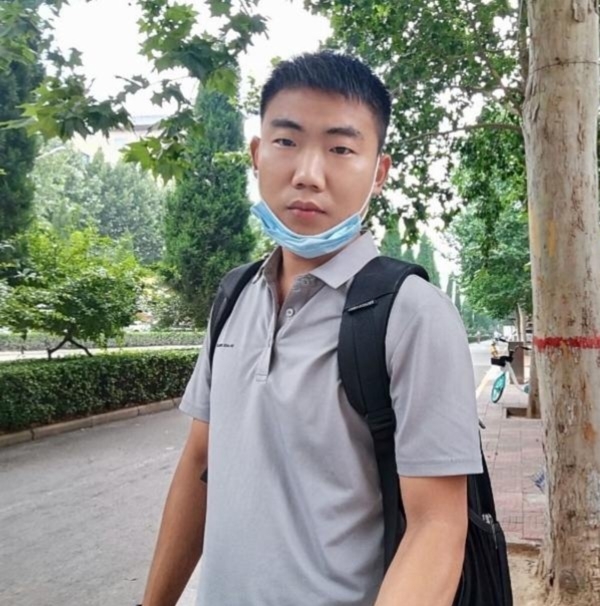 90年男征婚的第一张照片--平潭相亲网