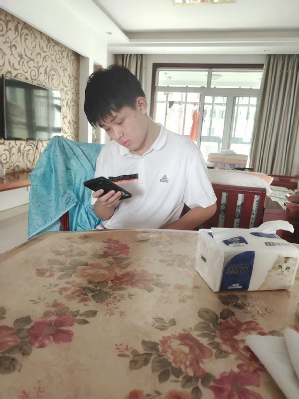 铁在烧的第一张照片--平潭相亲网