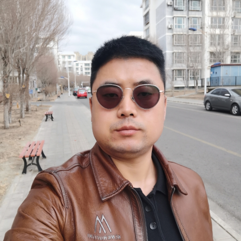月下听风的第一张照片--平潭相亲网