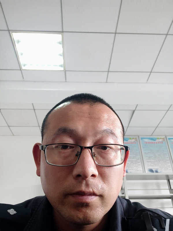 布鲁斯贺的第三张照片--平潭相亲网