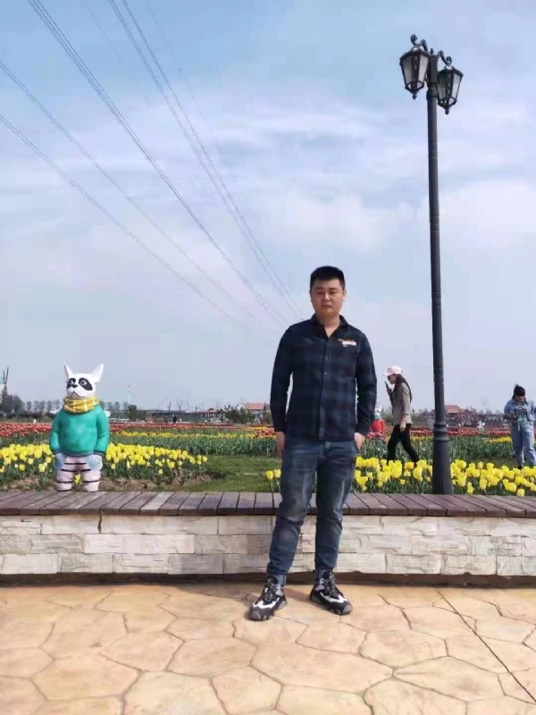 海阔天空的第一张照片--平潭相亲网