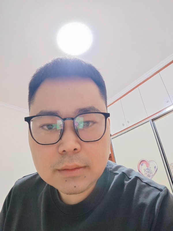路飞的第一张照片--平潭相亲网